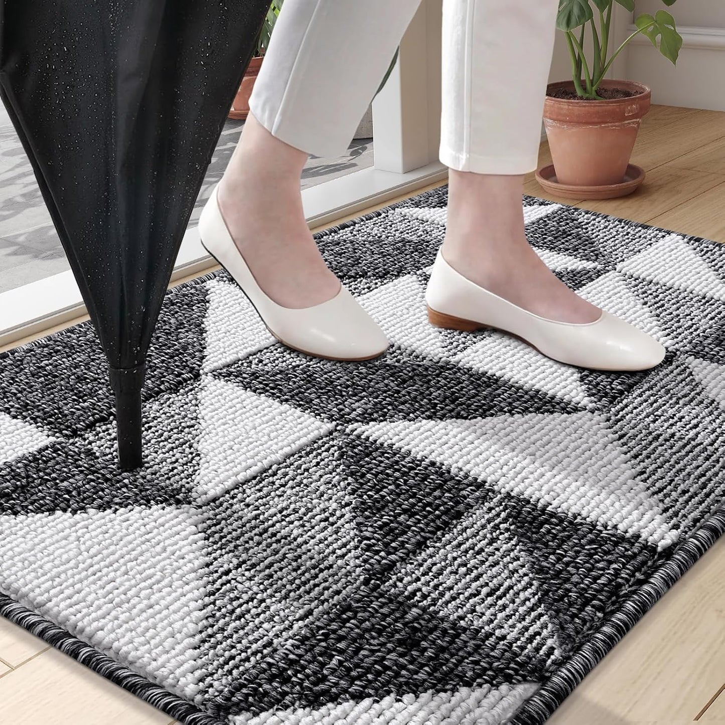 OLANLY Door Mat Indoor Entrance Washable 32x20, Odor-Free Low-Profile Front Back Geometric Doormat, Absorbent Resist Dirt Entry Carpet, Easy to Clean Sturdy Inside Floor Mats for Entryway, Black