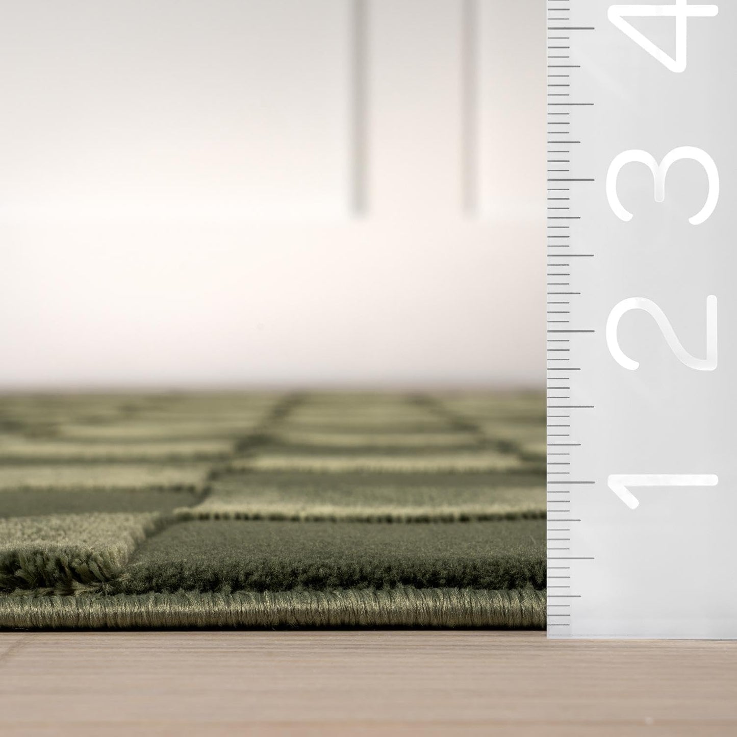 nuLOOM Alaiya Checkered 4x6 Machine Washable Area Rug for Living Room Bedroom Dining Room Kitchen, Green